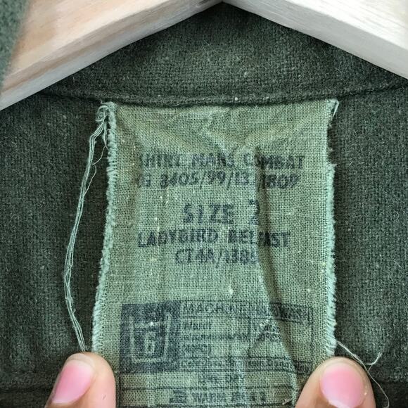 British Army Mens Wool Flannel Combat Shirt Green Ladybird Belfast 1960s L - Picture 4 of 9